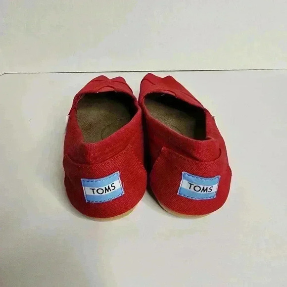 Tom's Women's Red Canvas Classic Minimalist Casual Comfy Slip On Shoes Size US 7 - Picture 3 of 11